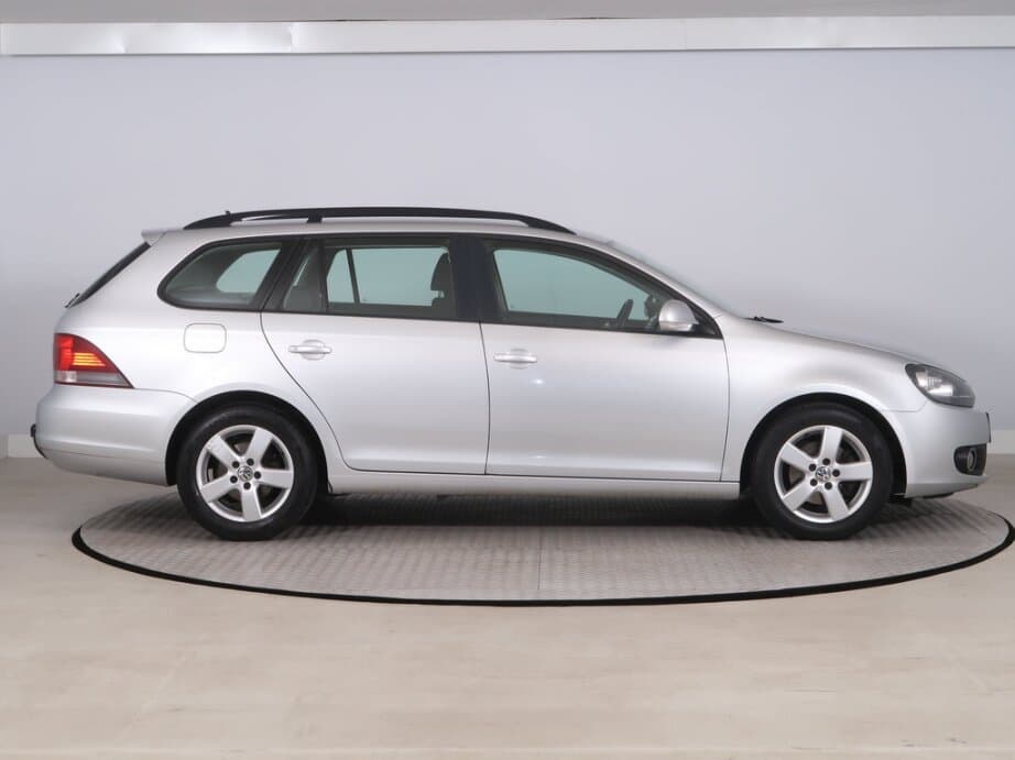 2013 Volkswagen GOLF - 8