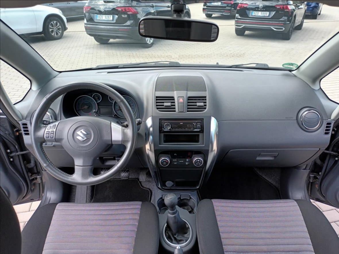 2011 Suzuki SX4 - 15