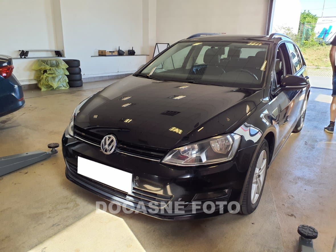 2013 Volkswagen GOLF