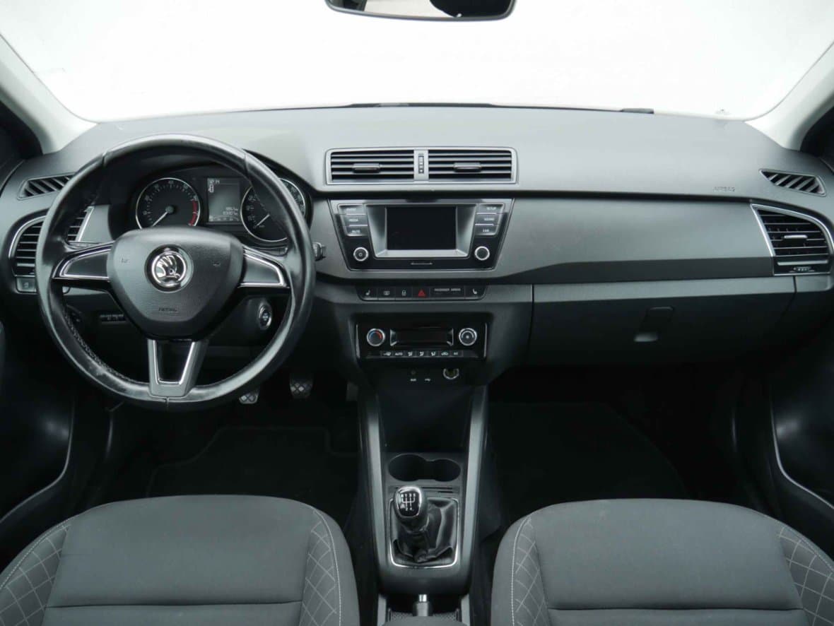 2016 Škoda FABIA - 8