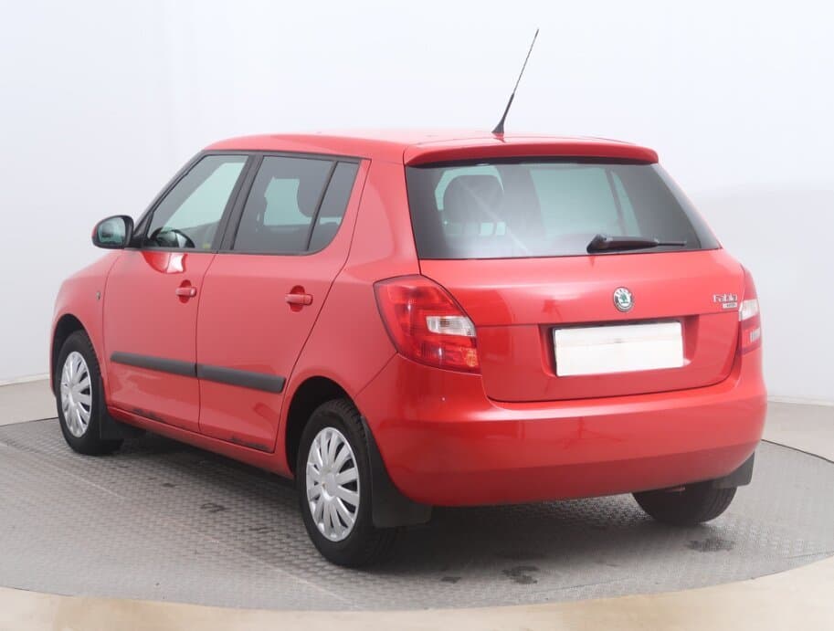 2010 Škoda FABIA - 5
