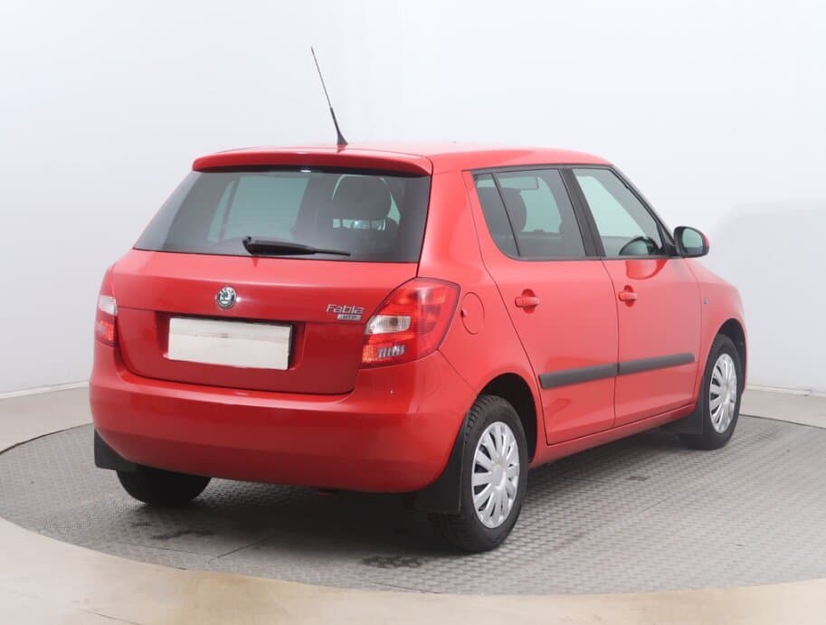 2010 Škoda FABIA - 7