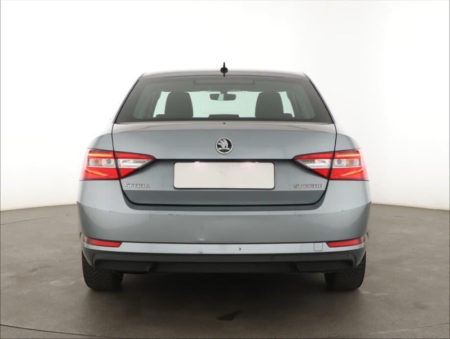 2016 Škoda SUPERB - 6