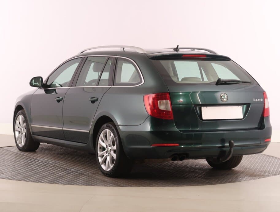 2010 Škoda SUPERB - 5