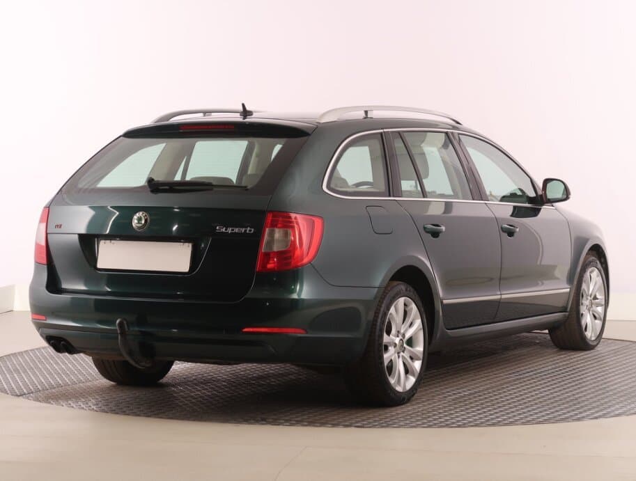 2010 Škoda SUPERB - 7