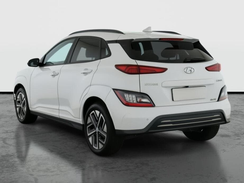 2022 Hyundai KONA - 5