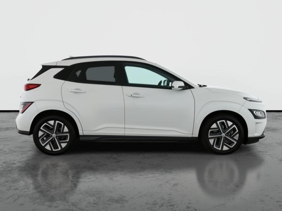 2022 Hyundai KONA - 8