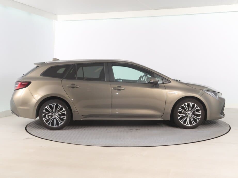 2019 Toyota COROLLA - 8