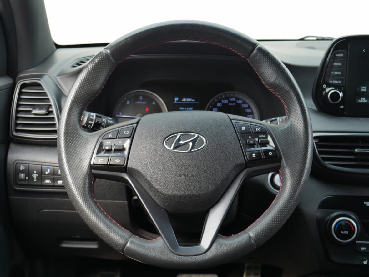 2019 Hyundai TUCSON - 14