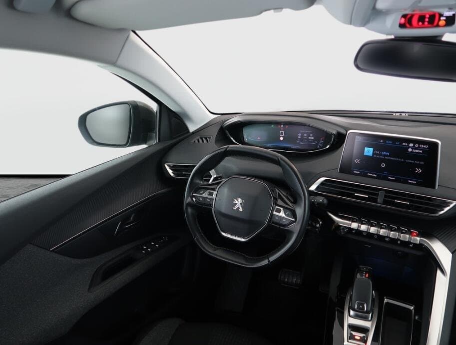 2019 Peugeot 3008 - 9