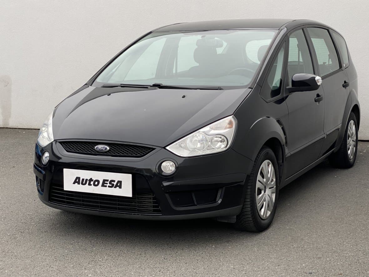 2010 Ford S-MAX - 3
