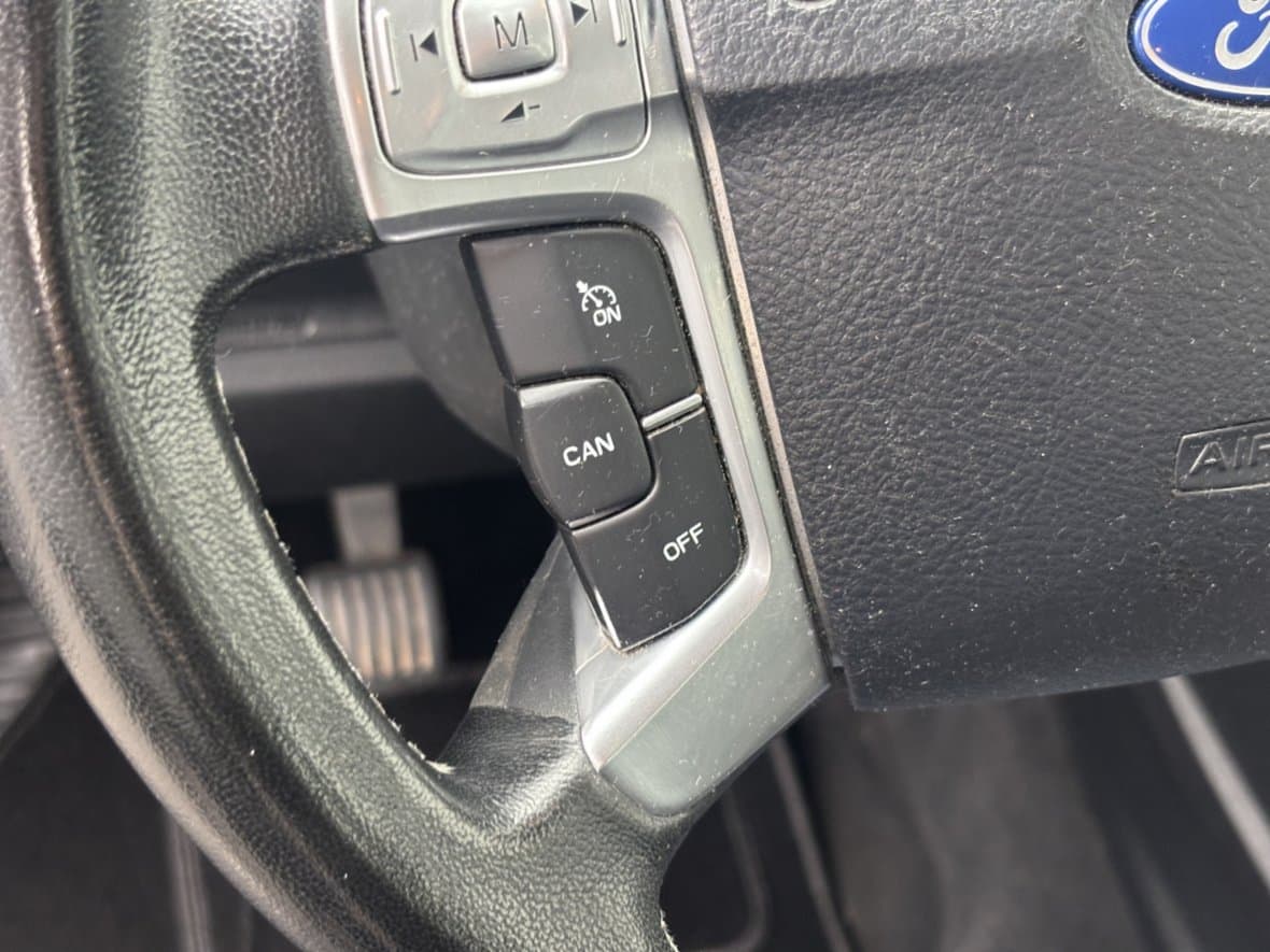 2010 Ford S-MAX - 13