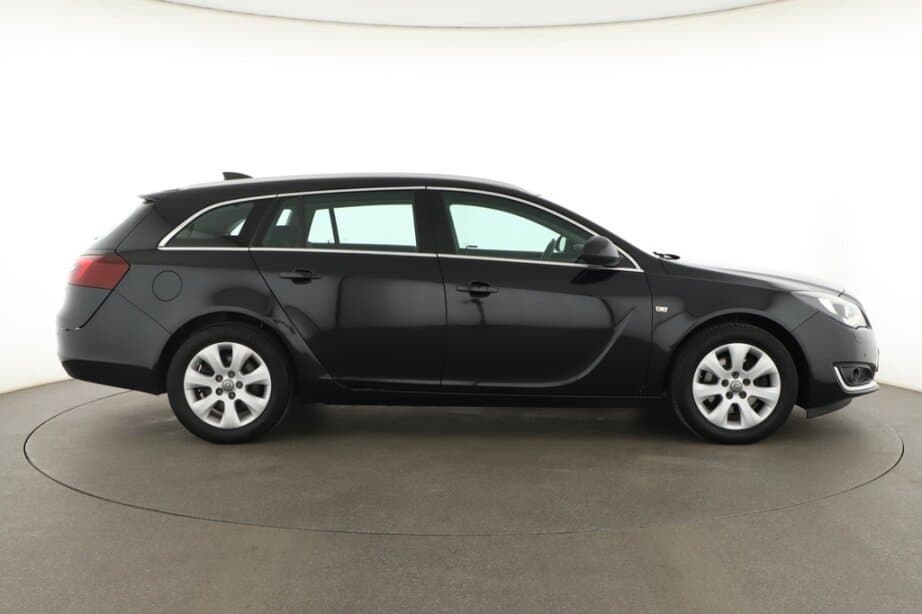 2016 Opel INSIGNIA - 8