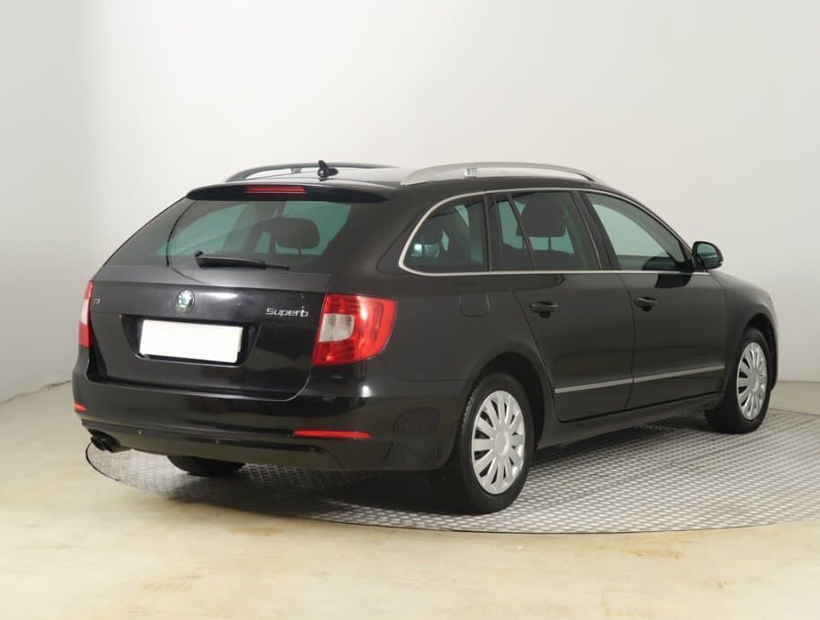 2012 Škoda SUPERB - 7