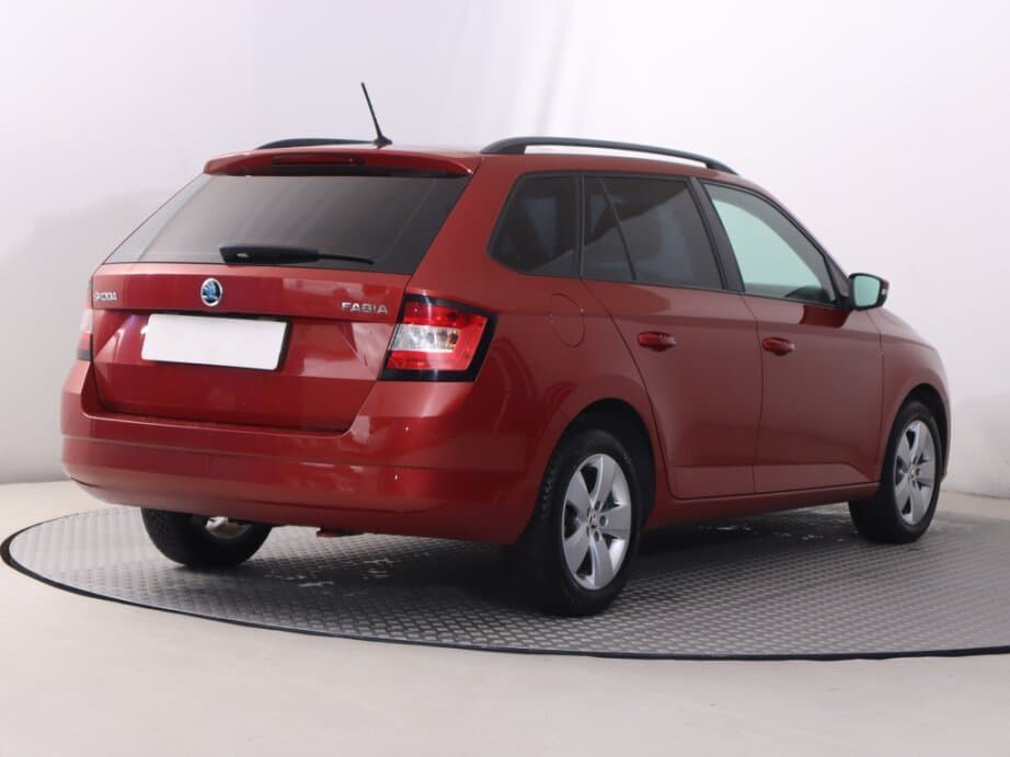 2016 Škoda FABIA - 7