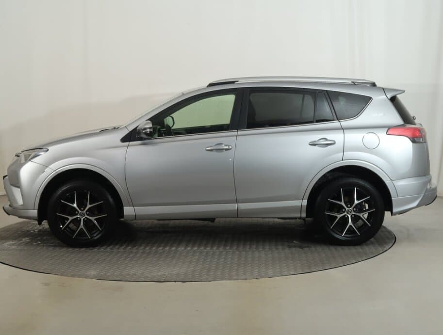 2018 Toyota RAV4 - 4