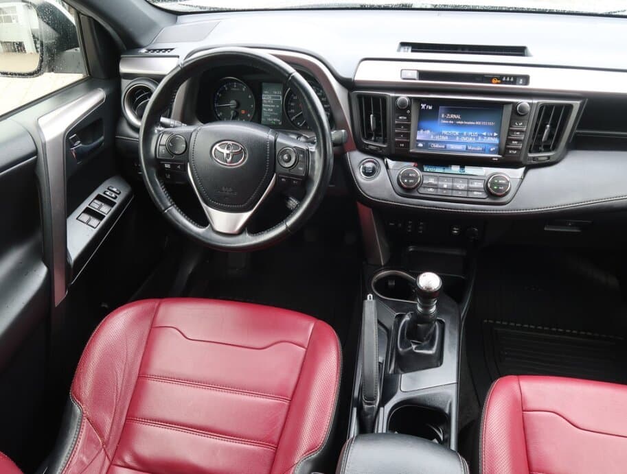 2018 Toyota RAV4 - 9