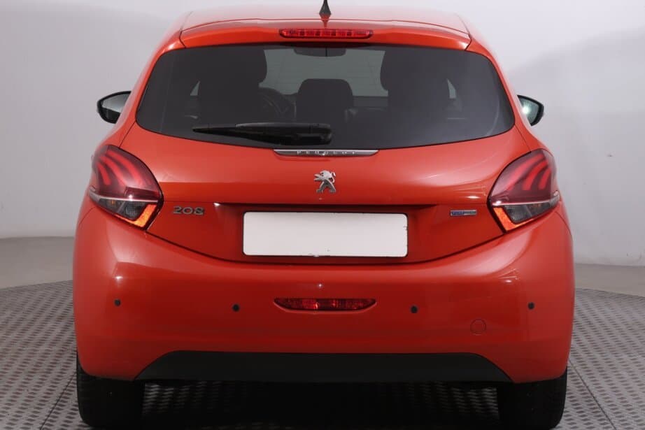 2015 Peugeot 208 - 6