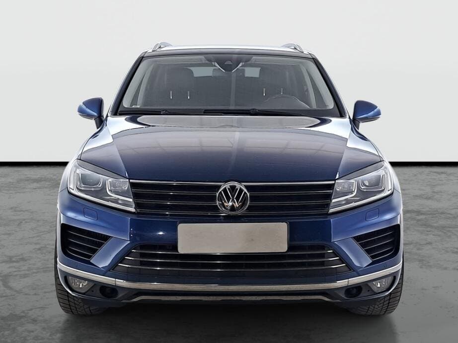 2015 Volkswagen TOUAREG - 2