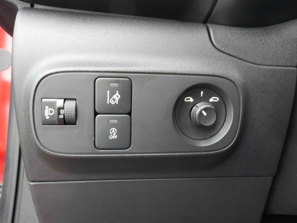 2020 Citroen C3 - 13