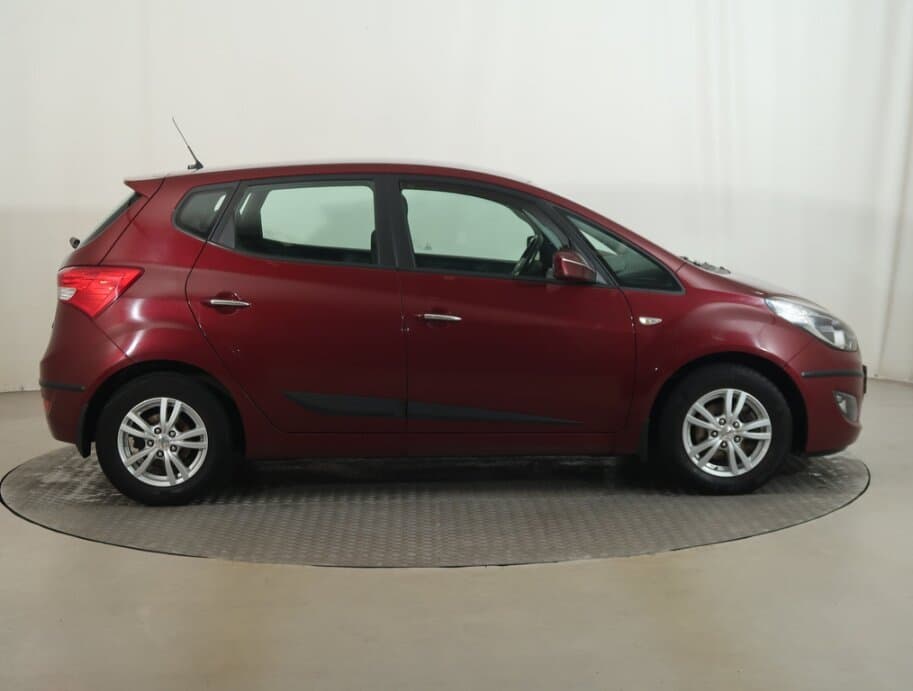 2016 Hyundai ix20 - 22
