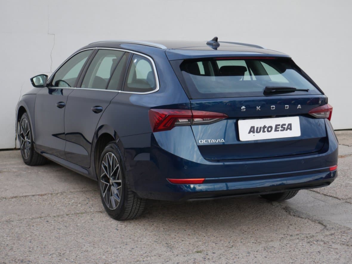 2021 Škoda OCTAVIA - 4