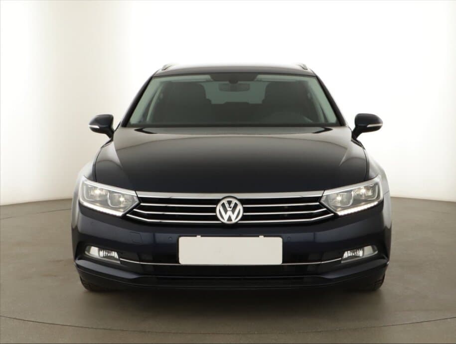 2015 Volkswagen PASSAT - 2