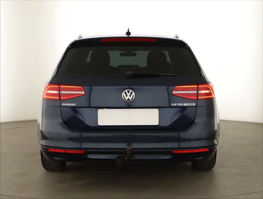 2015 Volkswagen PASSAT - 6