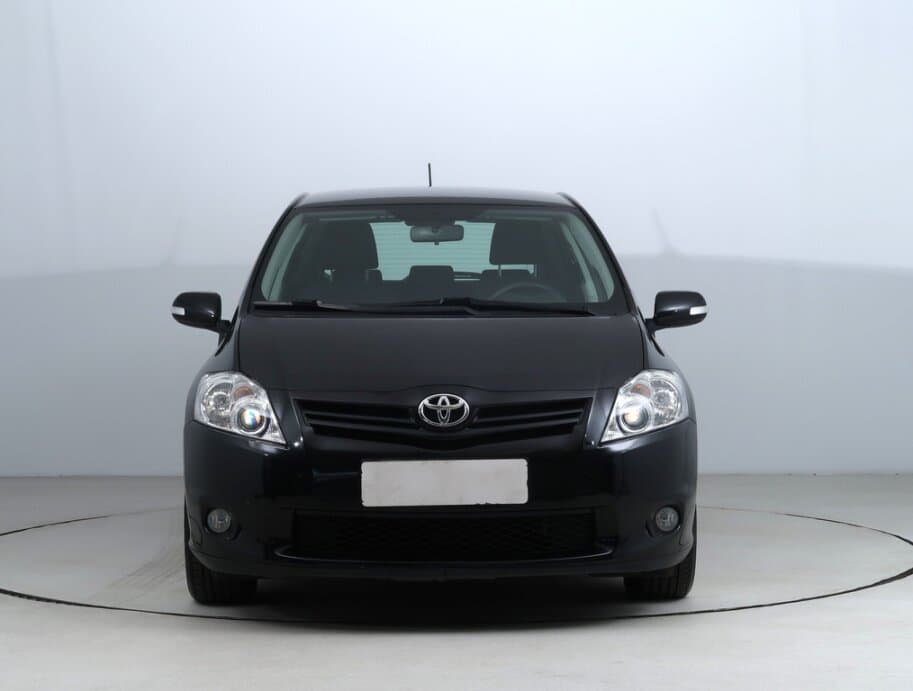 2011 Toyota AURIS - 2
