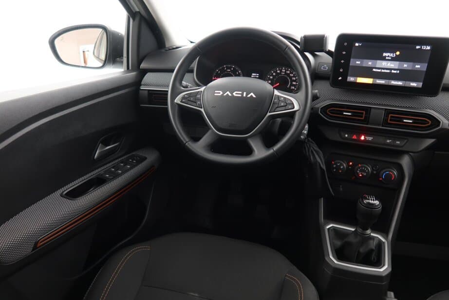 2023 Dacia SANDERO - 9
