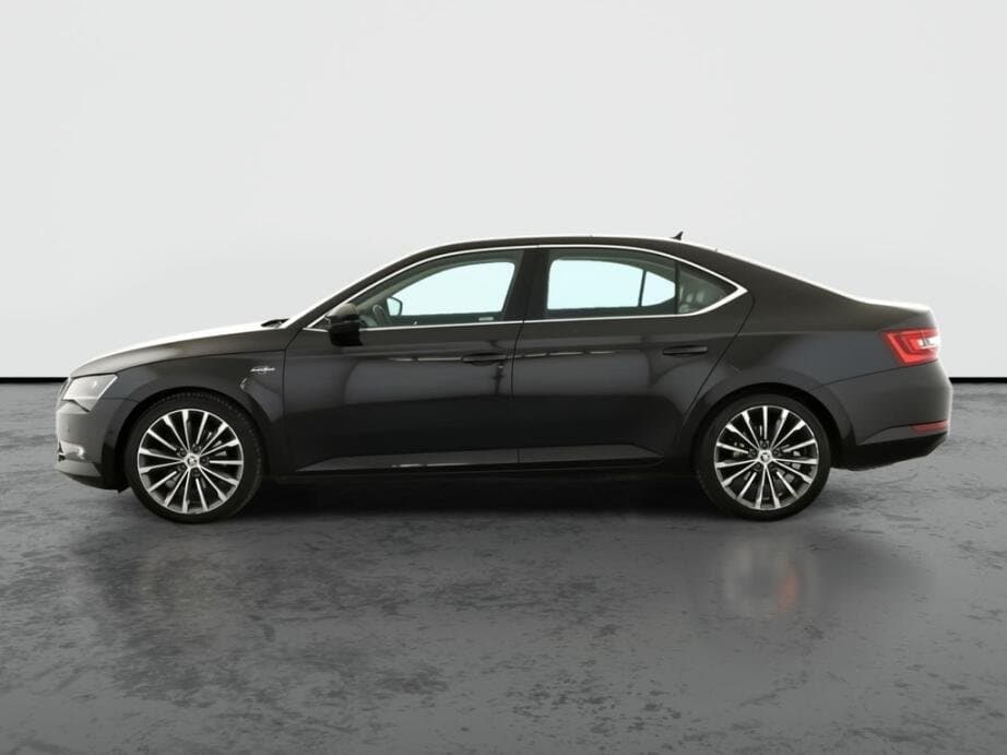 2015 Škoda SUPERB - 4