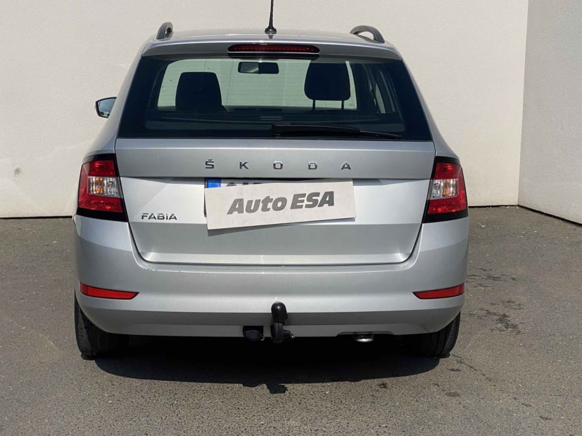 2021 Škoda FABIA - 5