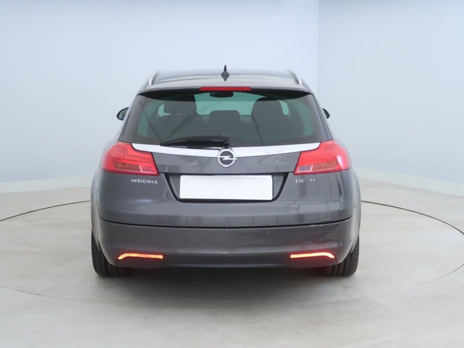 2011 Opel INSIGNIA - 6