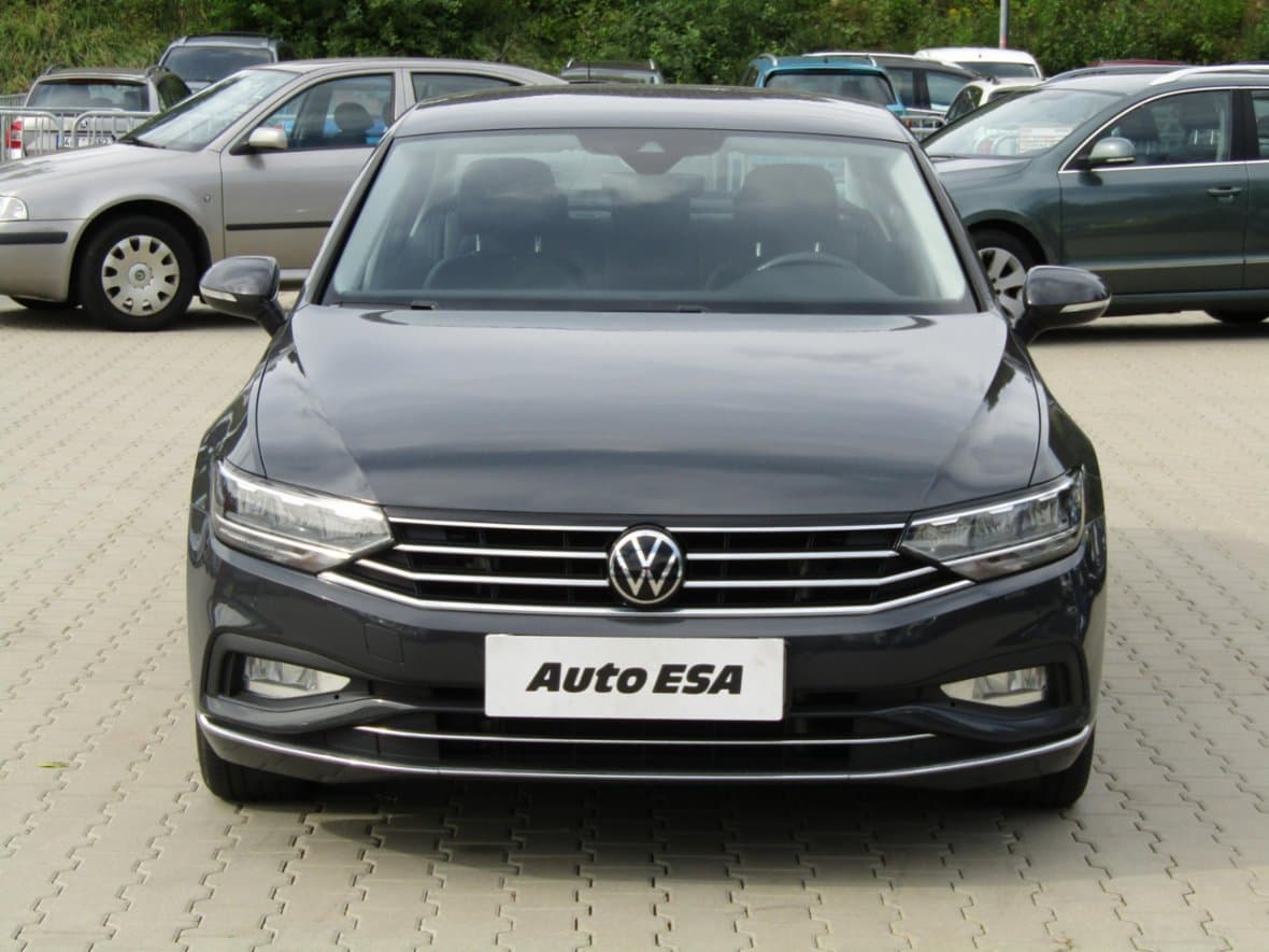 2021 Volkswagen PASSAT - 2