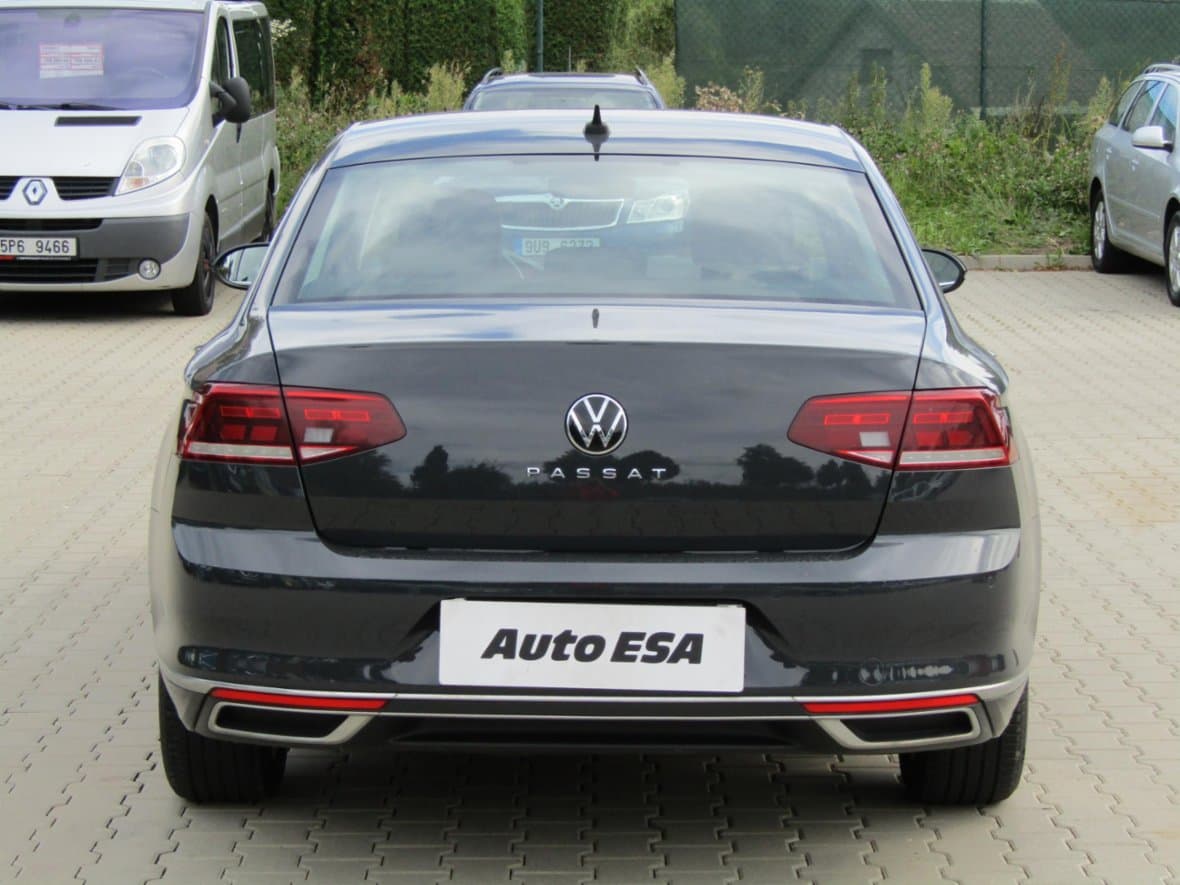 2021 Volkswagen PASSAT - 5