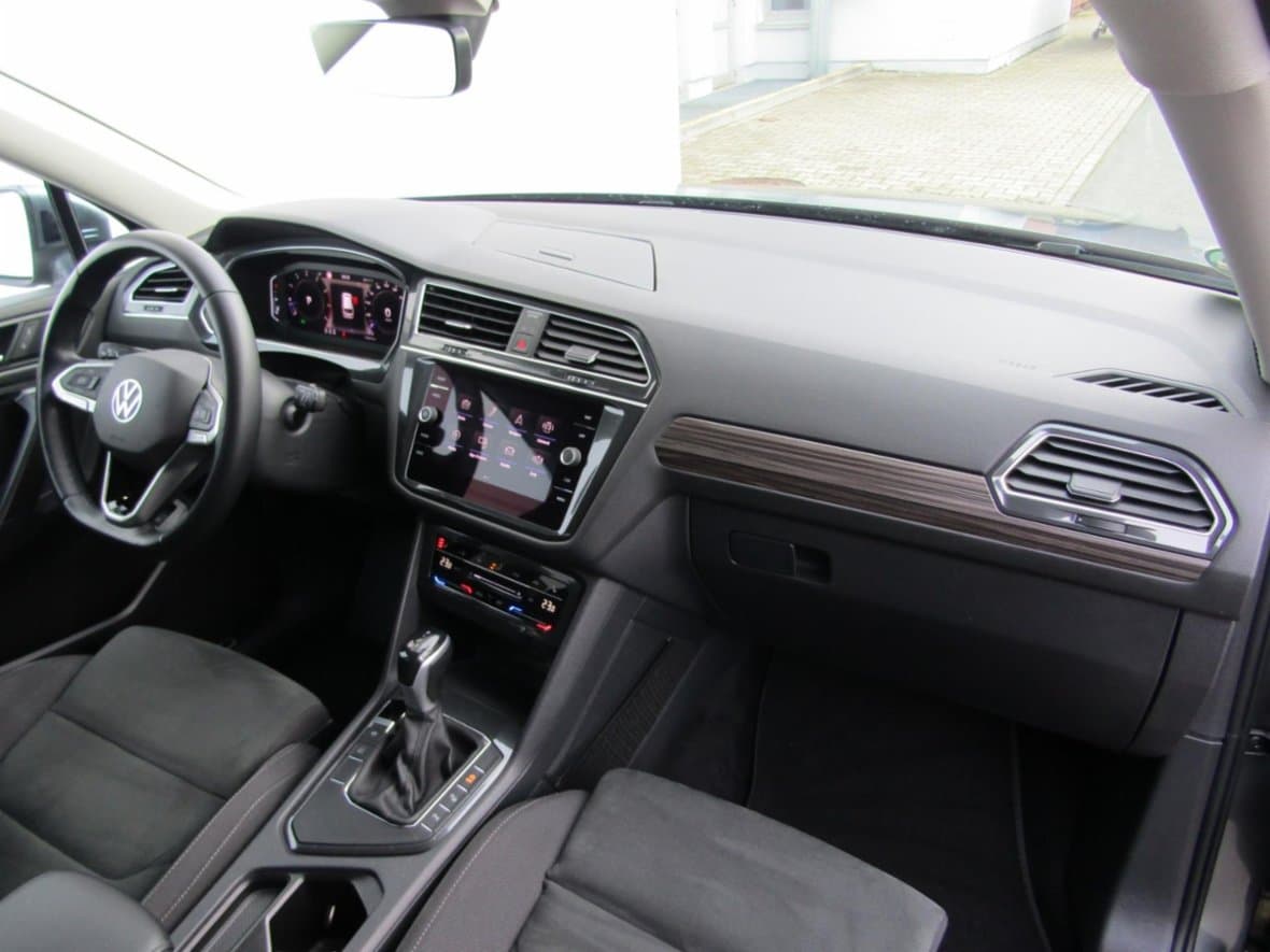 2022 Volkswagen Tiguan - 20