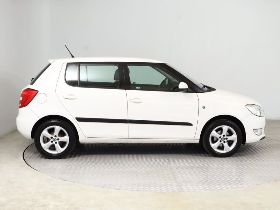2012 Škoda FABIA - 8