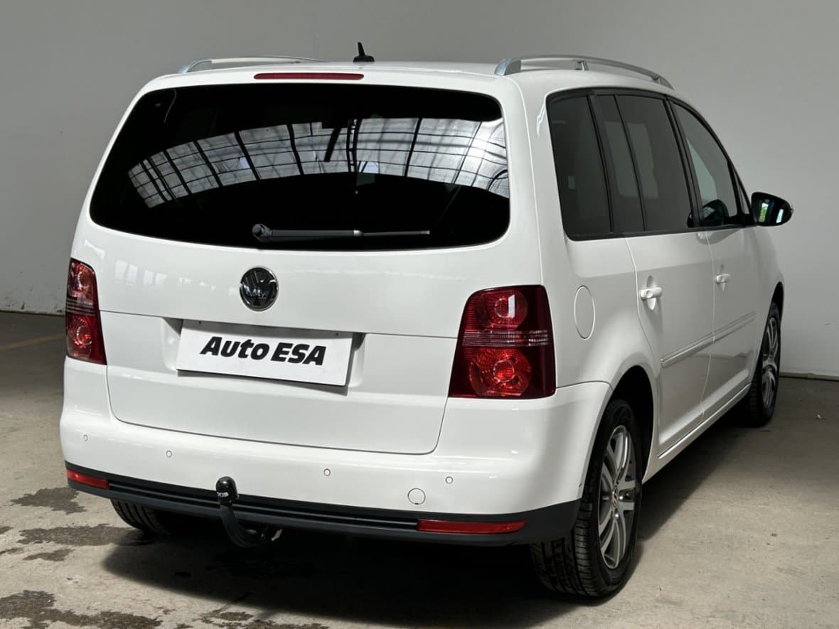 2010 Volkswagen TOURAN - 4
