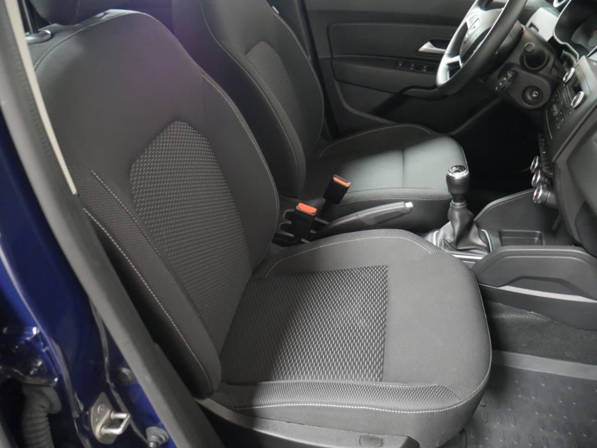 2021 Dacia DUSTER - 12