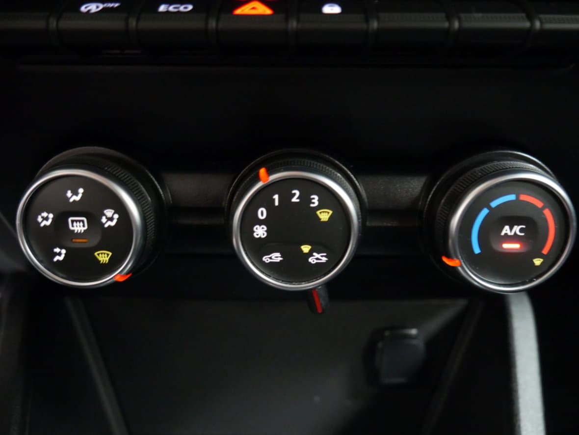 2021 Dacia DUSTER - 15