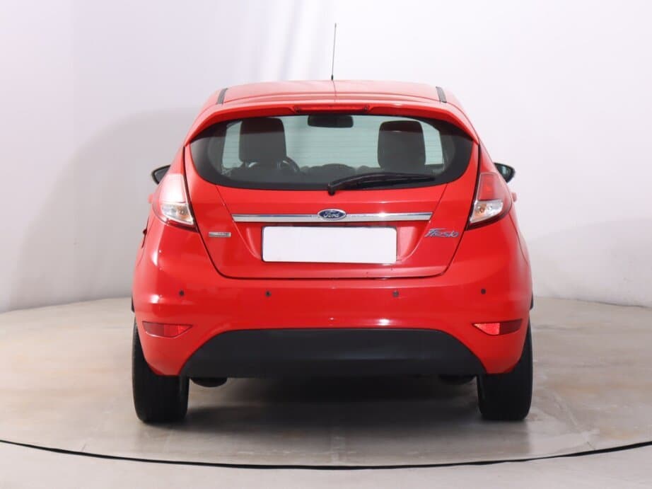 2013 Ford FIESTA - 16