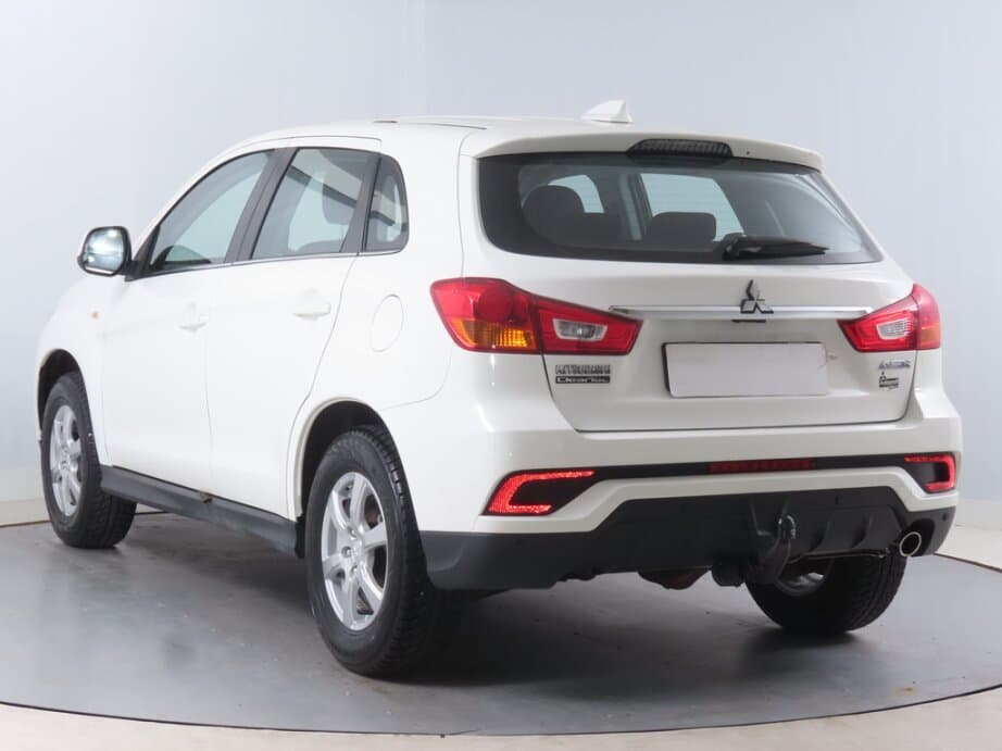 2018 Mitsubishi ASX - 5
