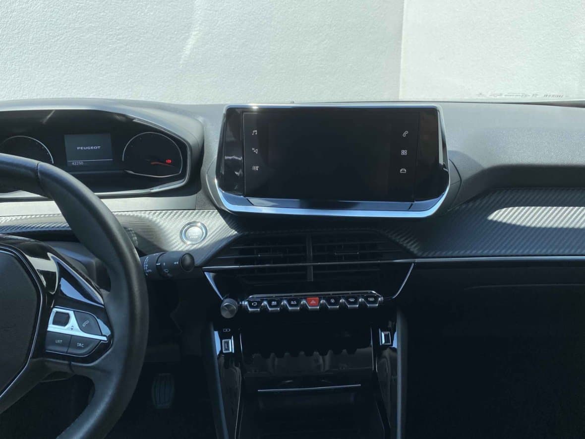 2021 Peugeot 2008 - 23