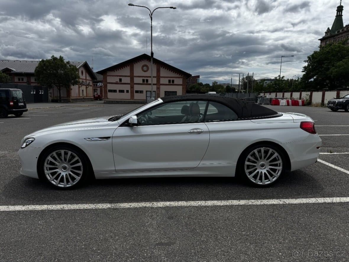 BMW 6-SERIES - 6