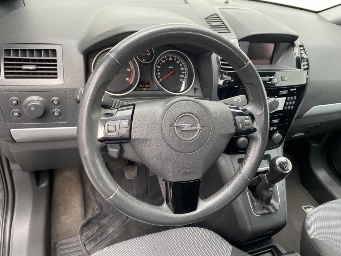 2011 Opel ZAFIRA - 14