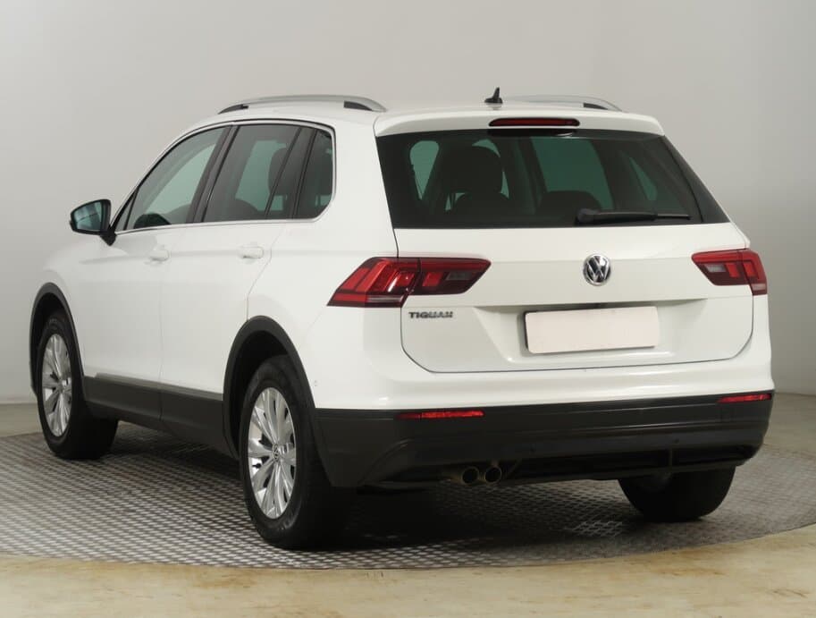 2020 Volkswagen TIGUAN - 5
