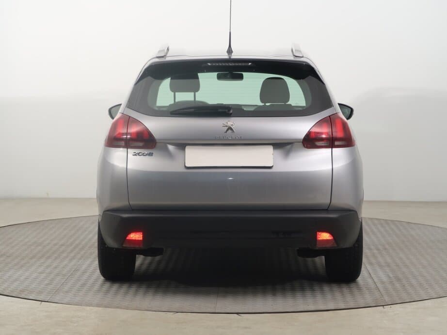 2018 Peugeot 2008 - 6