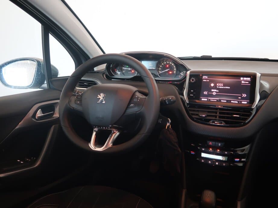 2018 Peugeot 2008 - 9