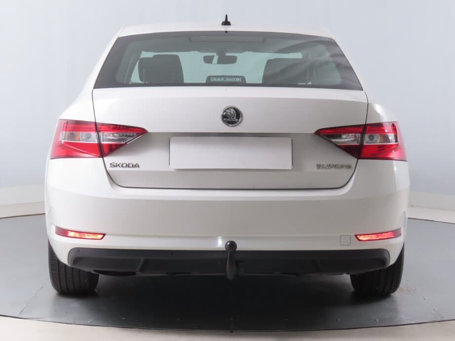 2017 Škoda SUPERB - 6
