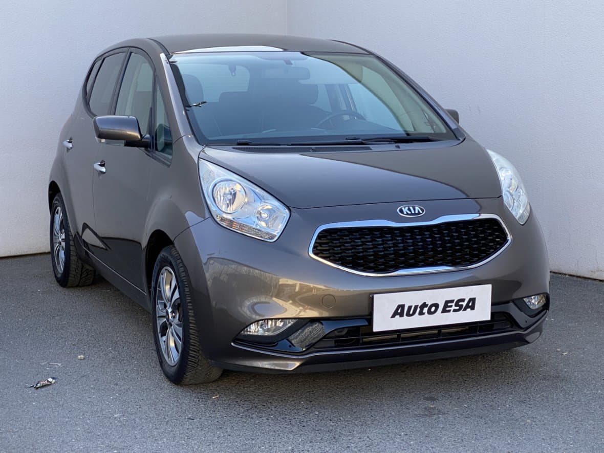 2017 Kia VENGA